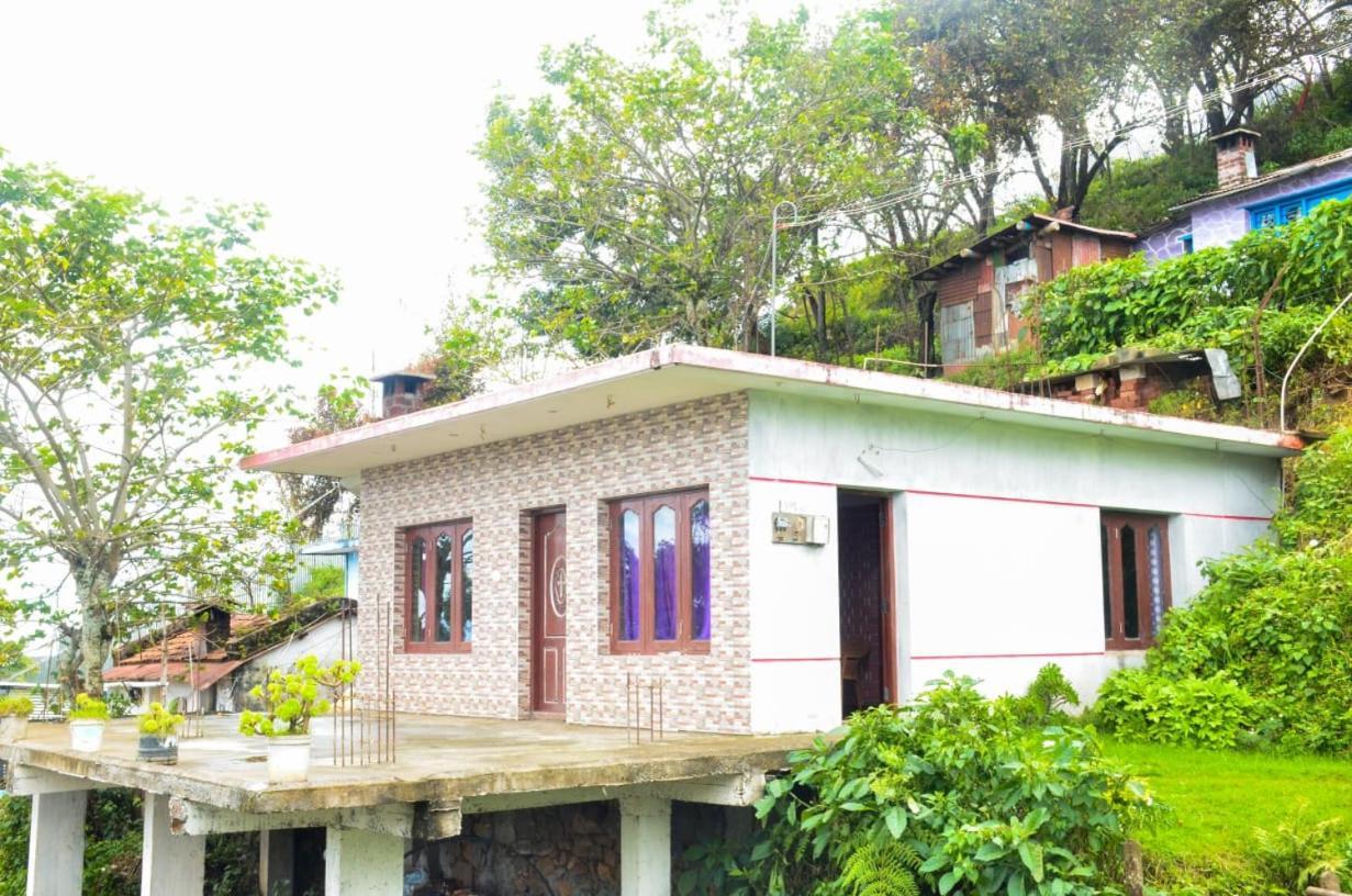 Minus 1 Hotel Kodaikanal Buitenkant foto