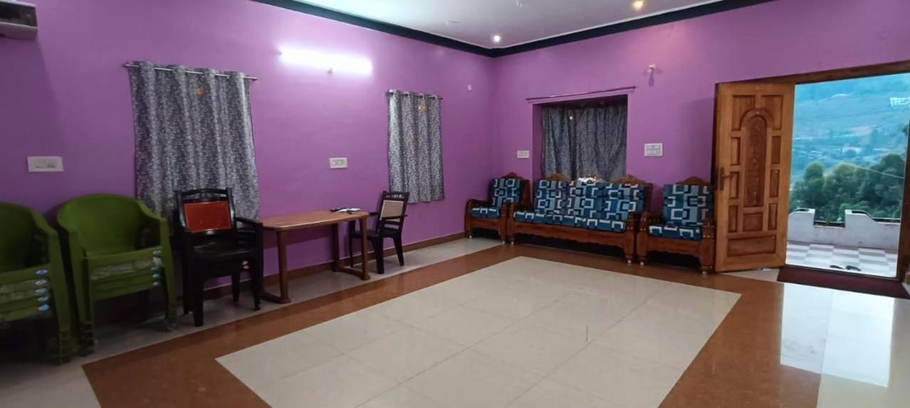 Minus 1 Hotel Kodaikanal Buitenkant foto
